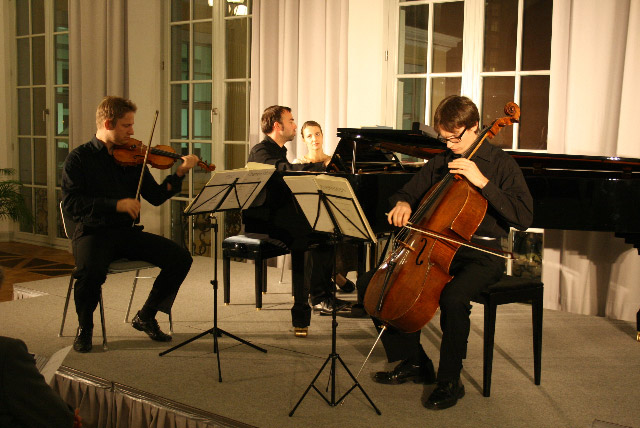 ENSEMBLE spéciale